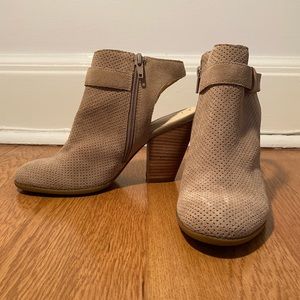 NEW Sole Society | Tan Suede Booties